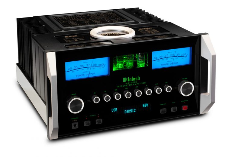 MA12000 Angle Left USB hi res