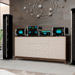 MC451 Lifestyle Close Up horizontal hi res